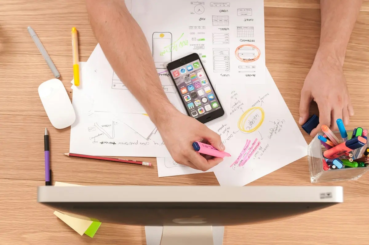 Google Ads vs. SEO: Wo investiere ich als lokaler Betrieb?